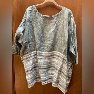 CP Shades Linen top. See photos for size/specs on tag